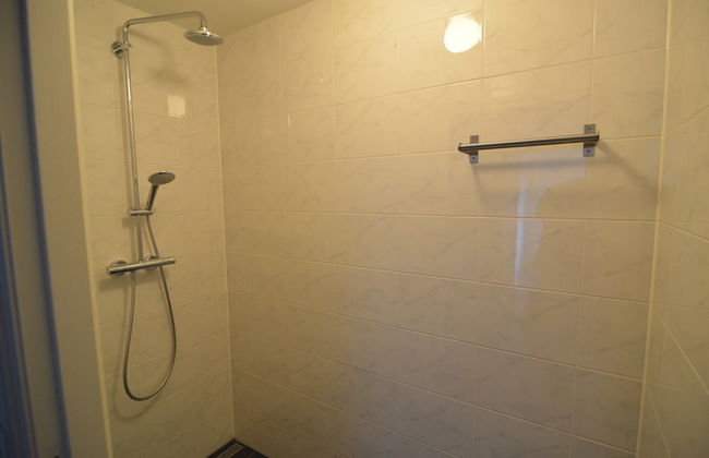 Lovely Group Home With Lots of Privacy, Ideal for Families and Friends - Foto 26