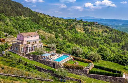 Villa Villa Over the Hilltop by Interhome - Foto 1