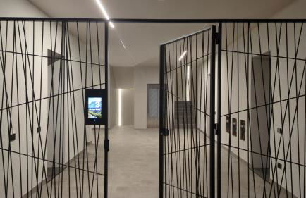 3B Big Black Building - Foto 24