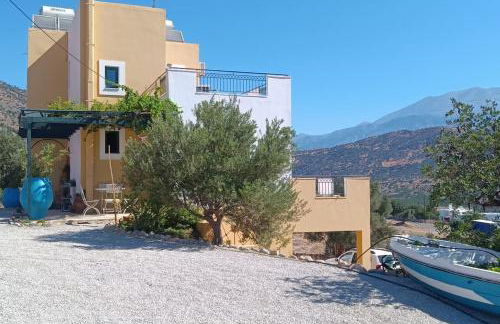 Το σπίτι που σε ταξιδεύει (The dream boat house). - Foto 3