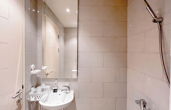 Simple And Relaxing Studio At Supermall Mansion Benson Apartment - Foto 13