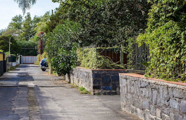 Sun Kissed Holiday Home in Agnone near Beach - Foto 16