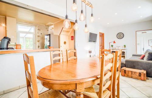 Maison typique à deux pas du bourg et de la mer - Photo 10