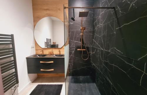 Gîtes Les Rozens, créés pour vous détendre et vous offrir une parenthèse de bonheur! - Foto 10