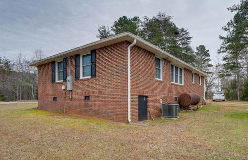 Charming Milton Home with Porch - 5 Mi to VIR! - Foto 25