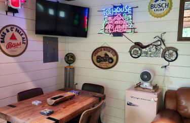 Everchanging Seasons-Hot Tub, Game Haven & Central Retreat - Foto 23