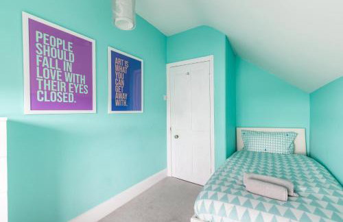 Eden Cottage - 9 Guests, Sea Views, Central Cowes, Ferry Deal - Foto 20