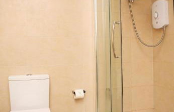 Apt 3, Trafalgar Sq Duplex, 3rd & 4th floor by Indigo Flats - Photo 19