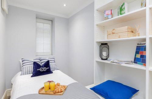 Relaxing and Spacious Kensington Apartment with Patio - Foto 30