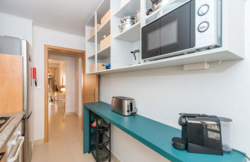 Casa Nobre 2BDR - 4 mins walk Train Station - Pool - Patio - Quiet - Foto 18