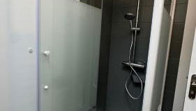 Petite maison en pierre au pied de la voie verte - Foto 4, Shower