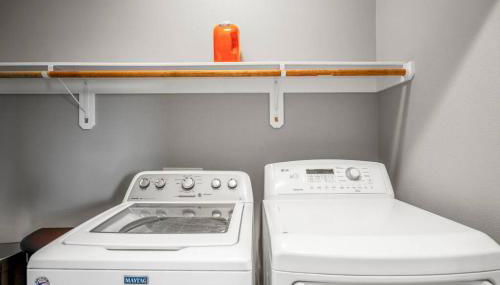 Vintage Hollywood Theater House in East Downtown - Foto 2