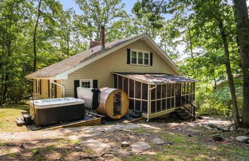 Cozy Retreat - Sauna Hot Tub & Game Room in VA - Foto 1