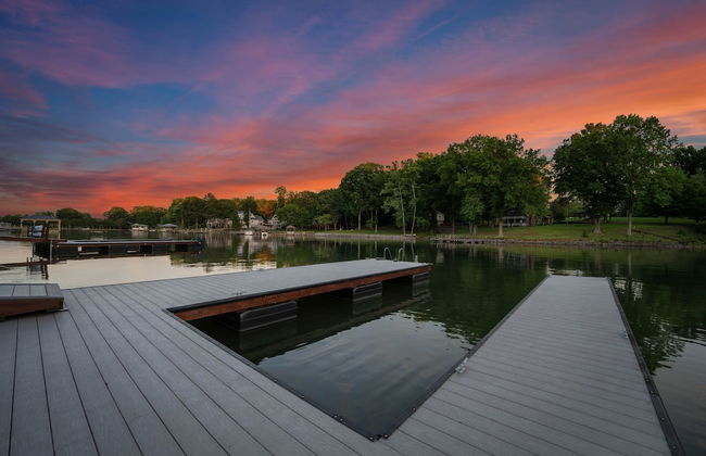 Blue Heron by Avantstay Lakefront Dock Pool Theater Sleeps 22 - Foto 13