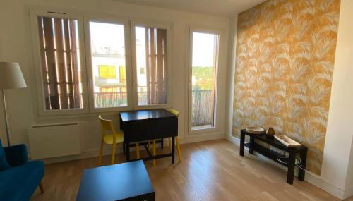 Beau Studio Cosy et calme - face à la gare de Rosny-sous-Bois - 20mn de Paris et Disneyland - Foto 3