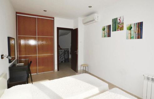 Lovely Home In Santa Susanna With Wifi - Foto 32