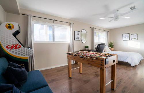 4Bd, putt putt, turf, grill, fire pit & more! - Photo 70