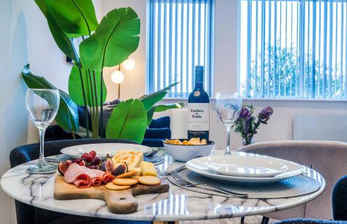 Central Gravesend 1BR, Kitchen, Wi-Fi, Sleeps 2, Parking - Foto 48