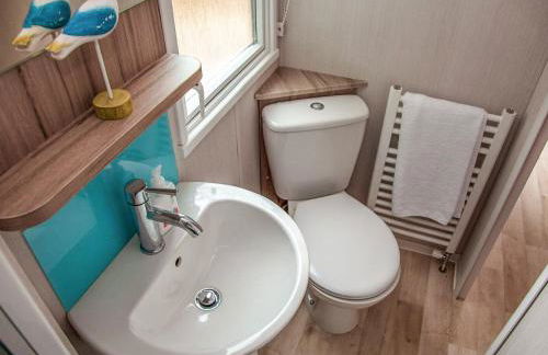 Number 110 - Photo 15