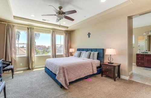 4 Mi to The Streets of Brentwood Home with Fire Pit - Foto 13