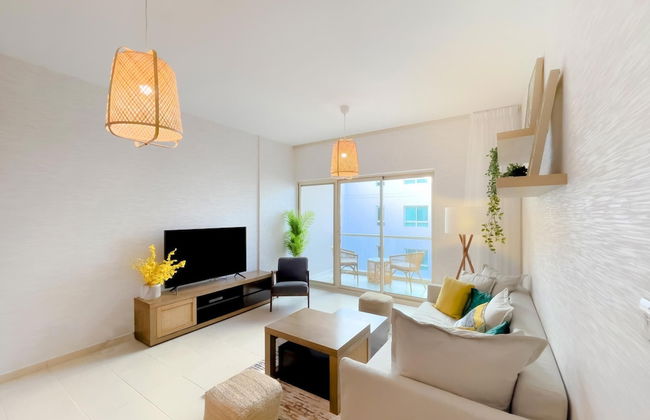 Spectacular 1BR Community View - Photo 5