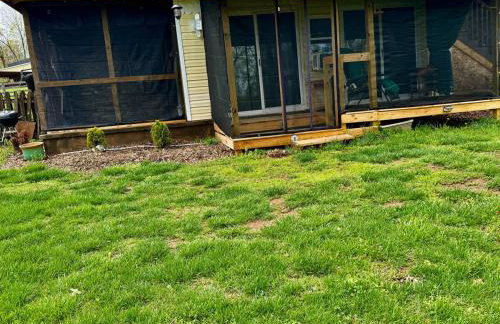 Comfortable one bedroom basement apartment in the woods - Foto 29