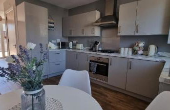 Sunrise Cottage, 2 minutes walk from the beach! - Foto 19