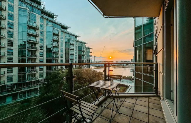 Two Bedroom Luxury Waterfront Apartment in London - Foto 21