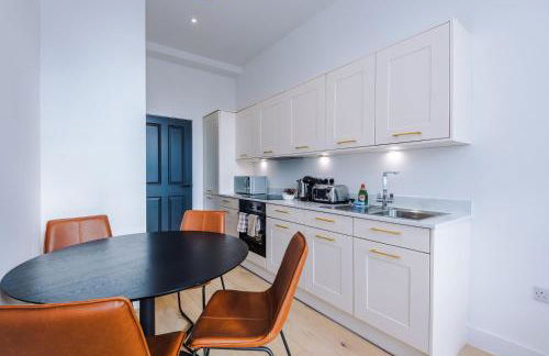 Stylish 1-Bedroom Getaway in Sale - Photo 15