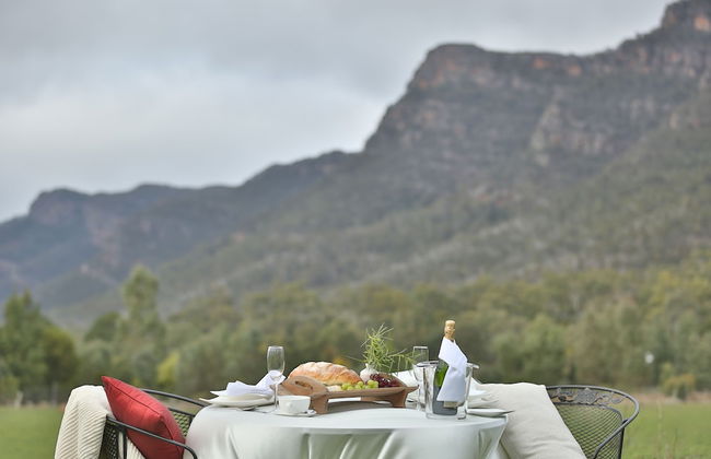 Ironstone Romantic Couples Retreat - Photo 22