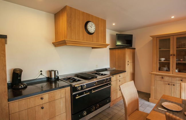 Classy Holiday Home in Aartrijke With Private Swimming Pool - Foto 12