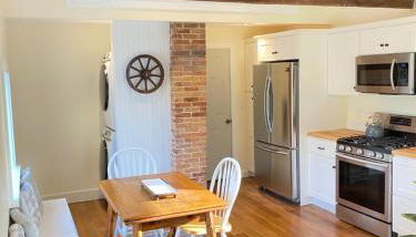 Duplex Farmhouse Rental Walk to Downtown - Foto 2