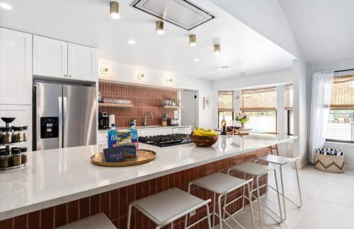 Hot Tub Pool + Firepit + Gameroom ~ Guesthouse - Foto 70