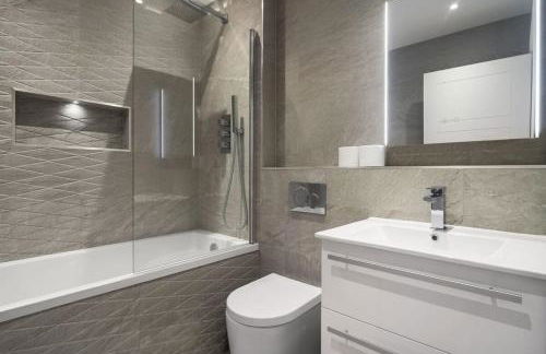 Modern 1 Bedroom Apartment in Central Eastleigh - Foto 7