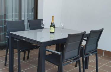 Serene Luxury Apartment with Pool - Viento Azul - Photo 32