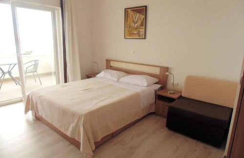 House Natali 70m from the beach - free EV top up - Photo 44