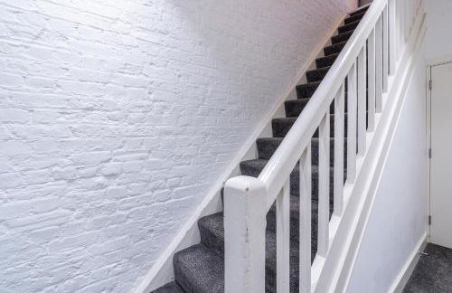 City of London Deluxe 4BR Steps to Tube - Foto 42