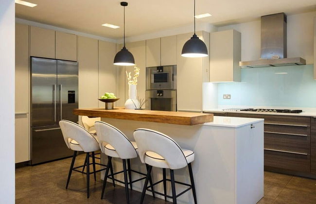 The South Hampstead Hideaway - Stylish 6bdr Home - Photo 13