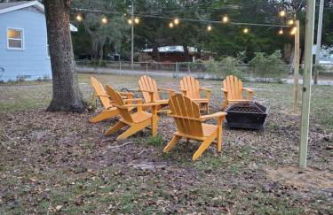 Retro by the Bay Close to Beach Eglin PetFriendly - Foto 3