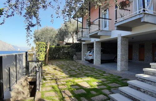 Villa sul Lago con pontile privato a Brenzone sul Garda - Unique and exclusive - Foto 5