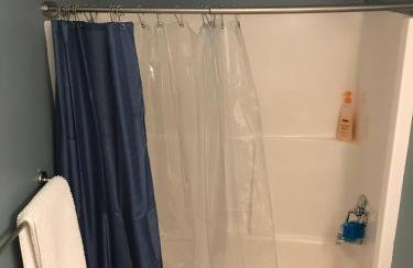 3 bed Lake Sammamish Waterfront + Peloton Bike - Foto 18