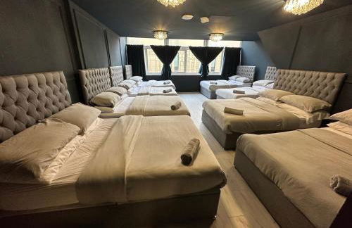 Unique city centre DJ apartment - sleeps 20 - Foto 9