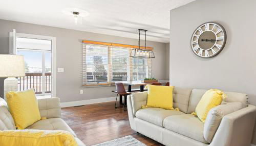 Upper Lakeshore Living - Foto 2