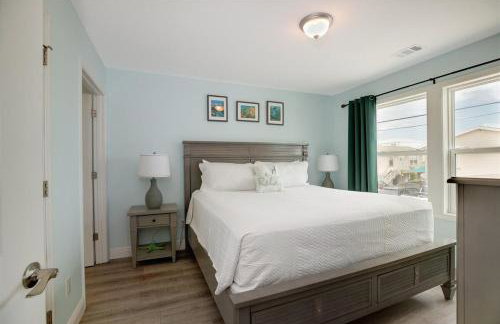 Seas the Day - Spacious Waterfront Pool Home, 50` Dock! - Foto 12