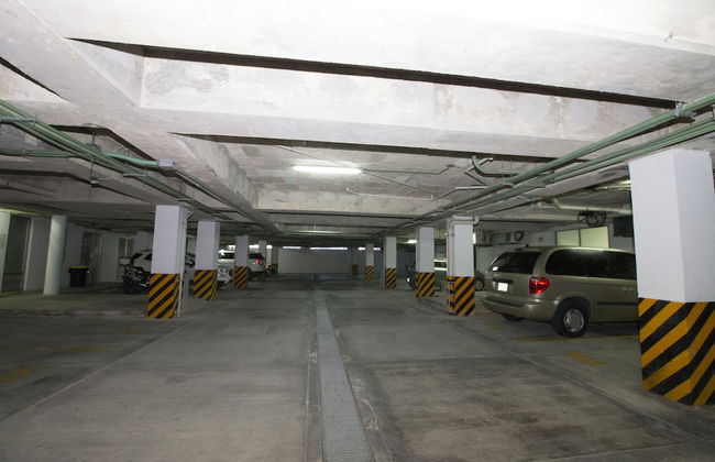 Downtown Apartment Oasis 12 - Photo 53