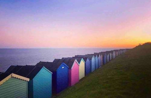 Modern 2 Bedroom Apartment with Sea view - Foto 29