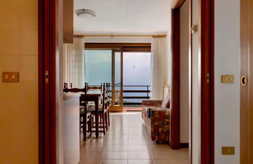 Apartment Annarosa 2 camere, terrazzo e Vista Lago - Foto 3