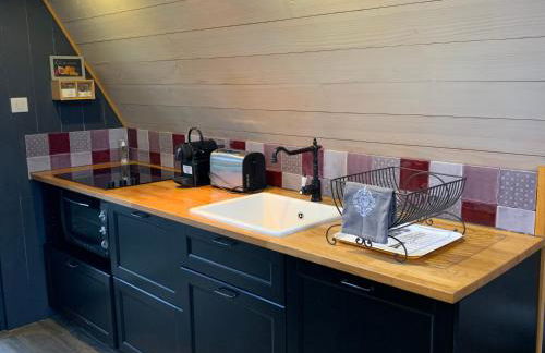 Les Trigones du Causse -Maison atypique avec Piscine Privée - Foto 9