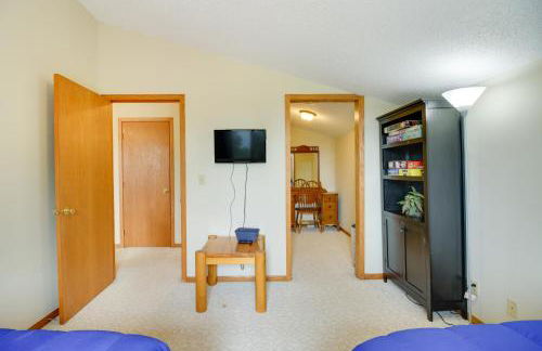 Richville Vacation Rental with Fire Pit Near Trails - Foto 13