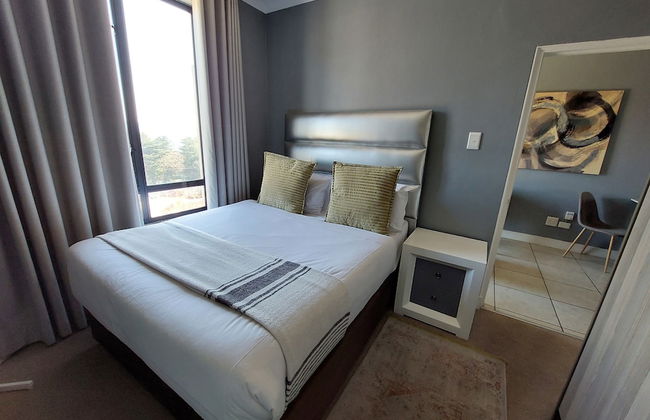 Zwelakho Luxury furnished apartments - Photo 10